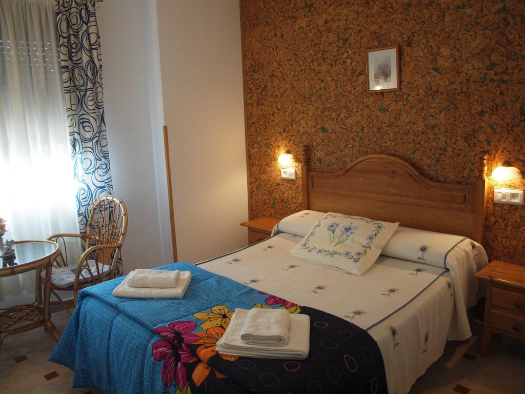 גרגאנטה לה אולה Hostal Yuste מראה חיצוני תמונה