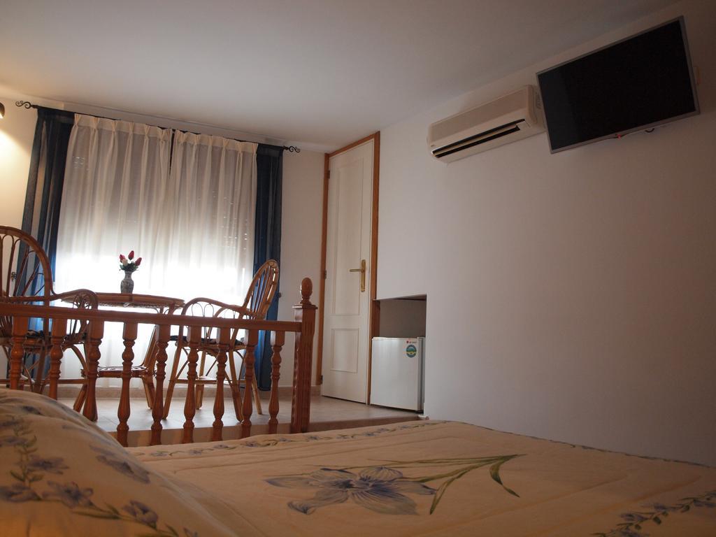גרגאנטה לה אולה Hostal Yuste מראה חיצוני תמונה