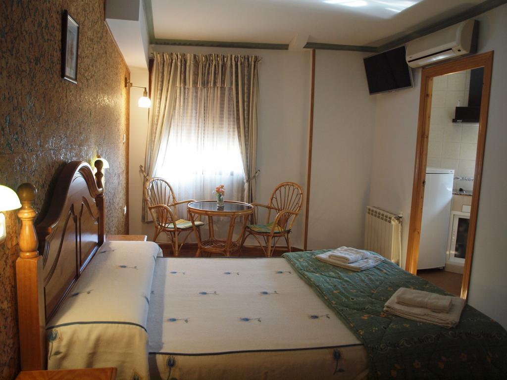 גרגאנטה לה אולה Hostal Yuste מראה חיצוני תמונה