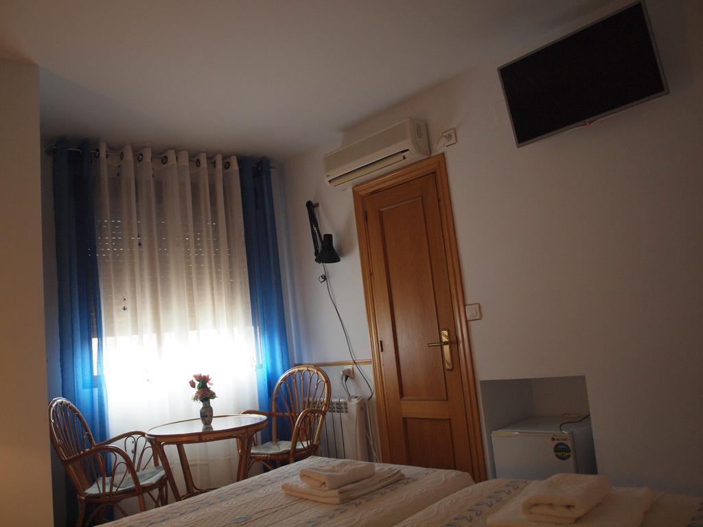 גרגאנטה לה אולה Hostal Yuste מראה חיצוני תמונה