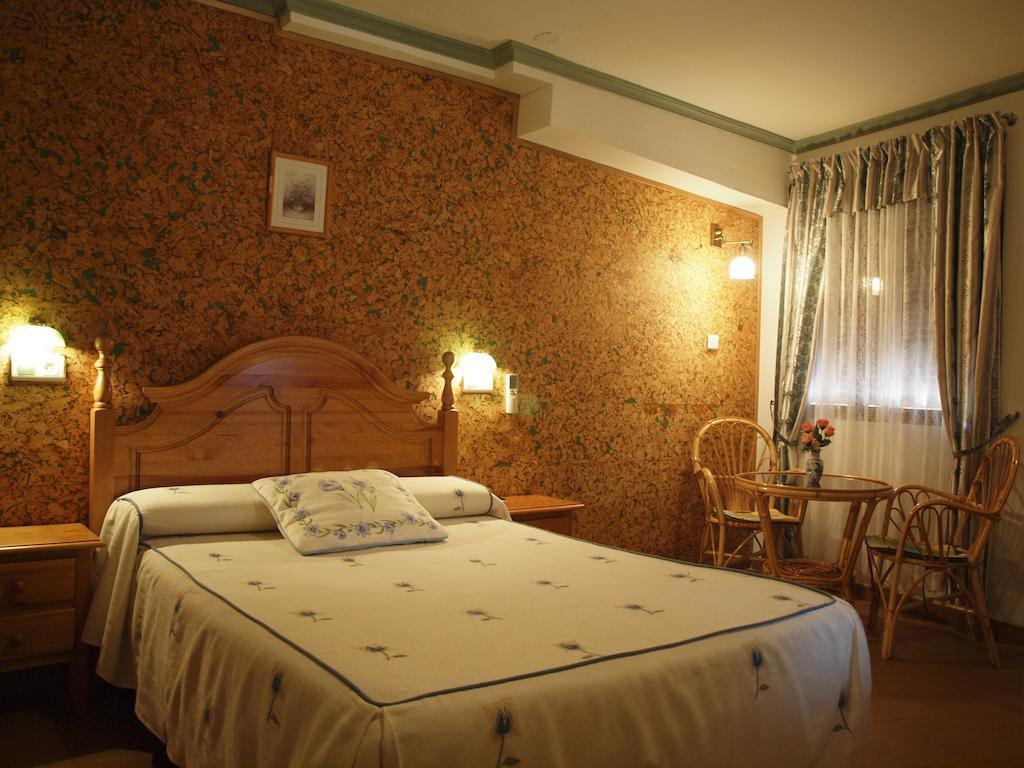 גרגאנטה לה אולה Hostal Yuste מראה חיצוני תמונה